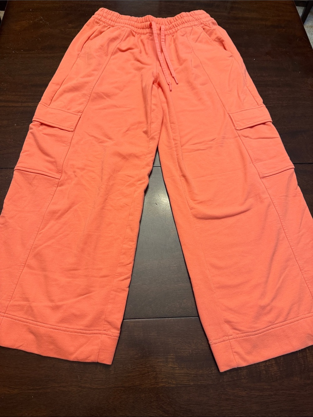 Athleta Wide Leg Cargo Sweatpants - Coral Pink. Size S inseam 27